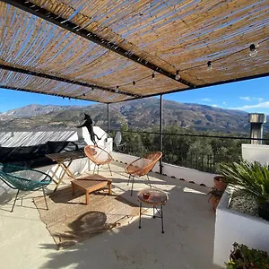 https://casa-limon-pinos-del-valle.es-andalucia.com