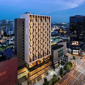 Mercure Ambassador Hongdae 4* Seoel